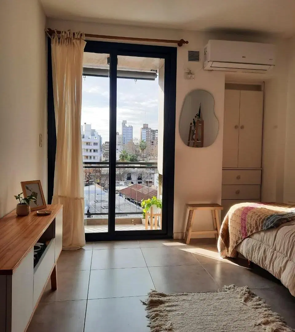 Alquiler monoambiente con amenities en Barrio Lourdes, Rosario. 5