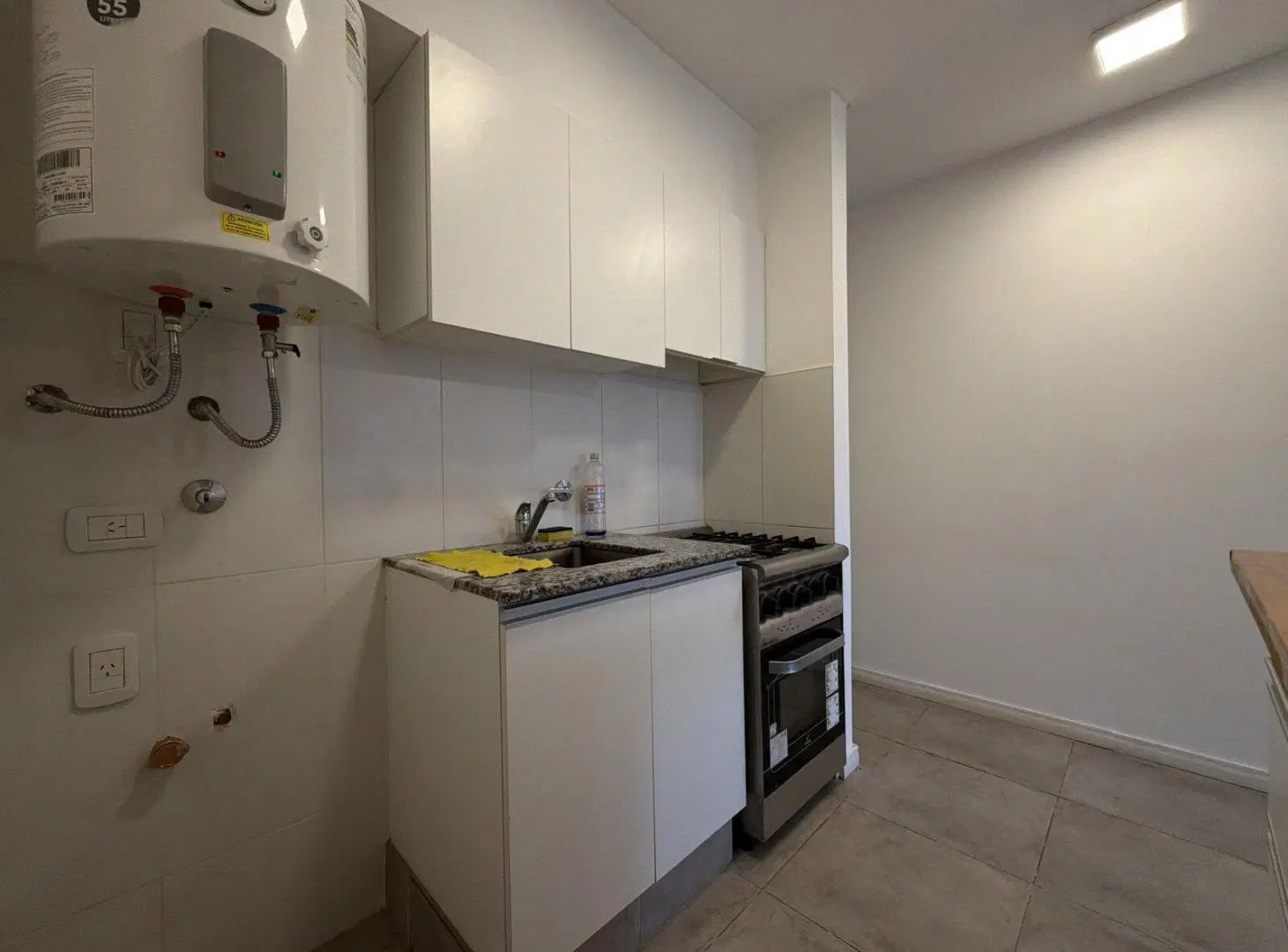 Alquiler monoambiente con amenities - Barrio Lourdes Rosario 5