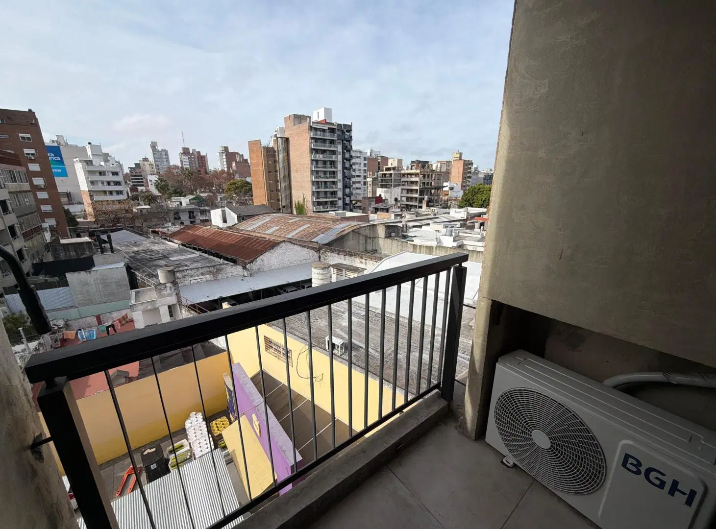 Departamento monoambiente en alquiler con amenities - barrio Lourdes, Rosario 8
