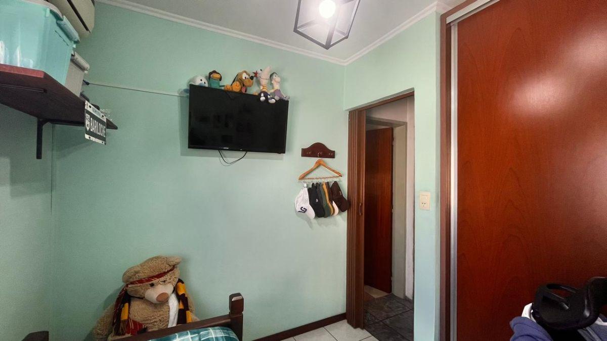Foto de CASA EN VENTA DOS PLANTAS CON FONDO LIBRE COCHERA PARA DOS AUTOS IDEAL, imagen 5