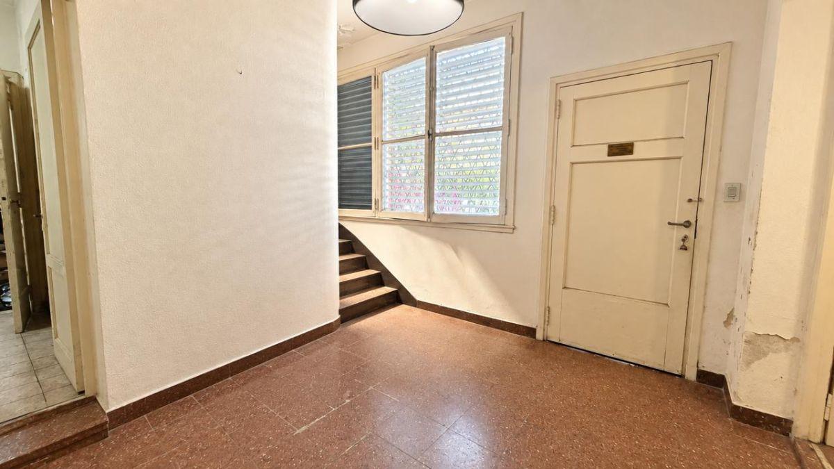 Foto de Casa de 109 m² con 4 dormitorios en venta en Lanús Este muy luminosa, imagen 2