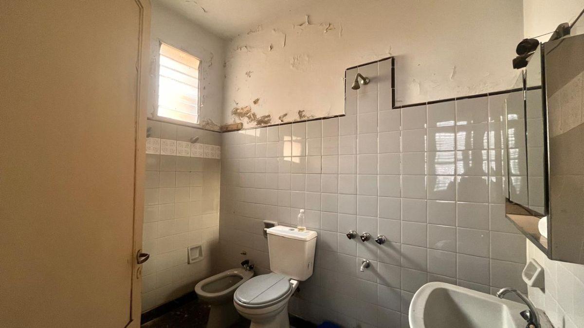 Foto de Casa de 109 m² con 4 dormitorios en venta en Lanús Este muy luminosa, imagen 4