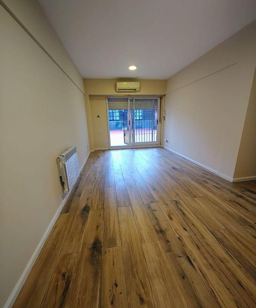 3 AMBIENTES CON PATIO-QUINCHO Y COCHERA
