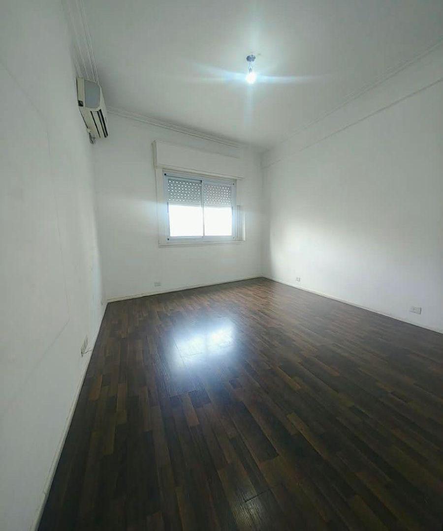 Foto de ALBERDI ESQUINA PUÁN- 2 1/2 AMBIENTES- 46mts2-BAJAS EXPENSAS, imagen 1