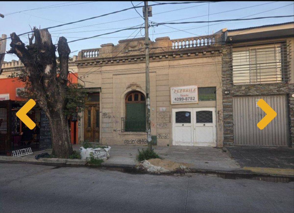 CASA EN VENTA EN PLENO CENTRO DE BURZACO