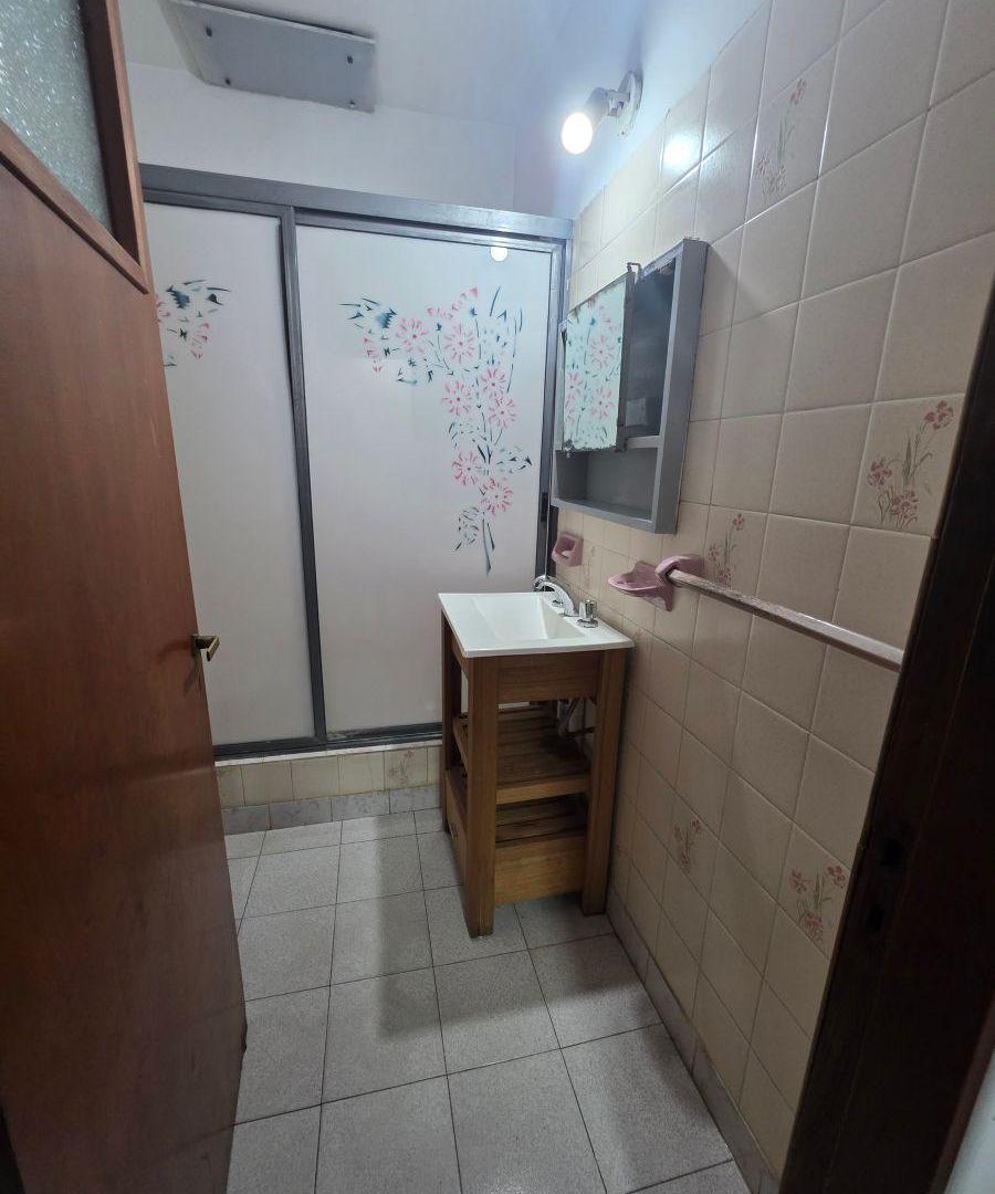 Foto de ALQUILER DE 2 CASAS EN BLOCK EN MUY LINDA ZONA DE REMEDIOS DE ESCALADA, imagen 3