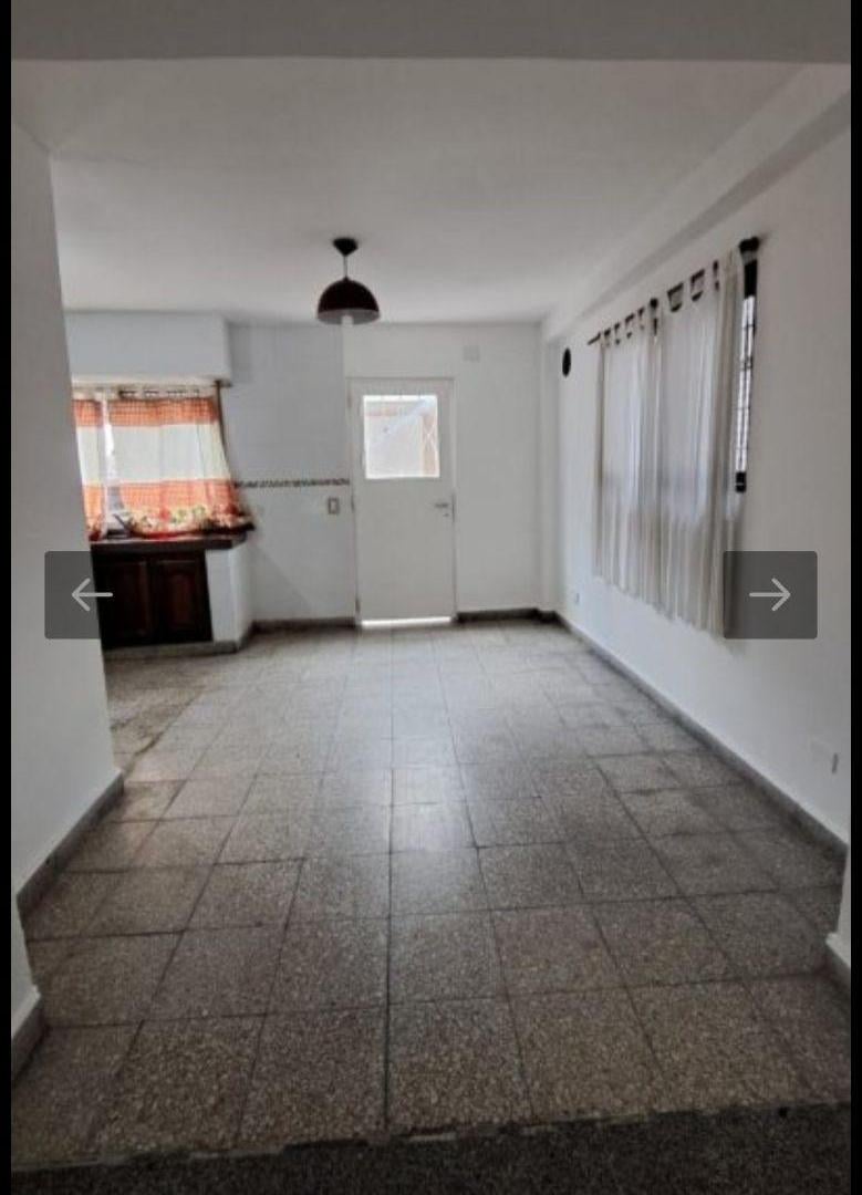 Foto de CASA EN ALQUILER EN LANÚS OESTE, imagen 5