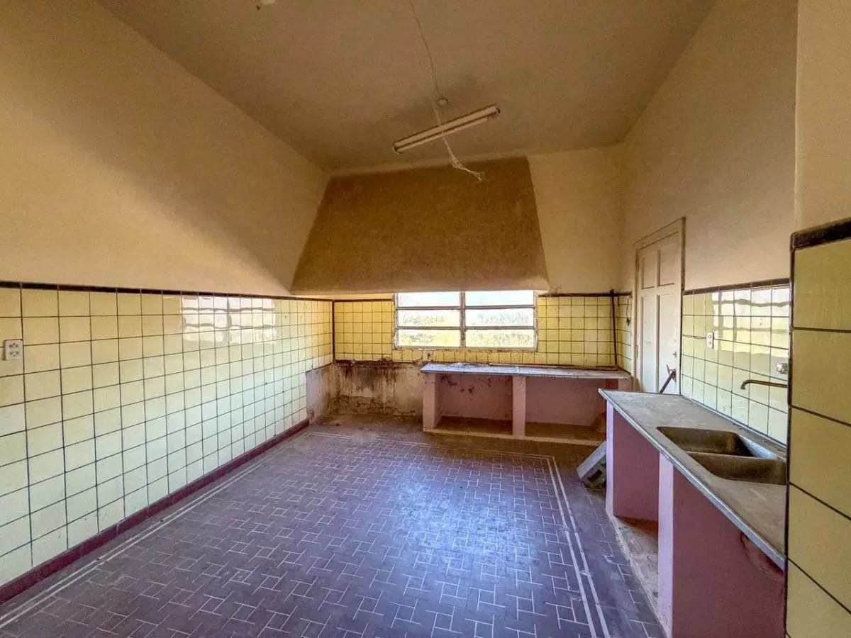 Oportunidad! Hotel En Venta, Excelente Ubicación Con Salida A Dos Calles 2