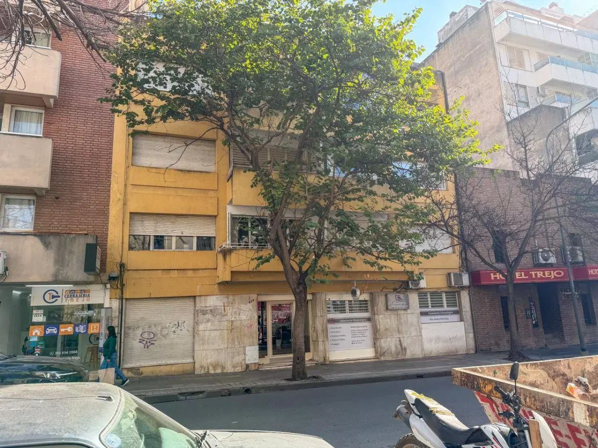 Departamento en Venta en Nueva Córdoba. Planta Baja. Dos dormitorios. 4