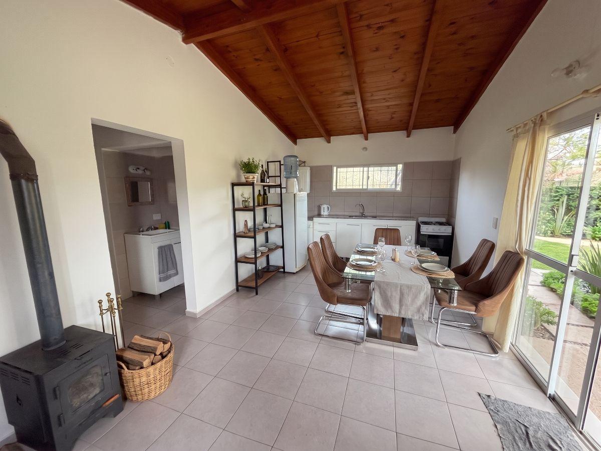 Foto de Casa En Venta Housing En Cul-de-sac Con Amplio Jardin, Ideal Para, imagen 1