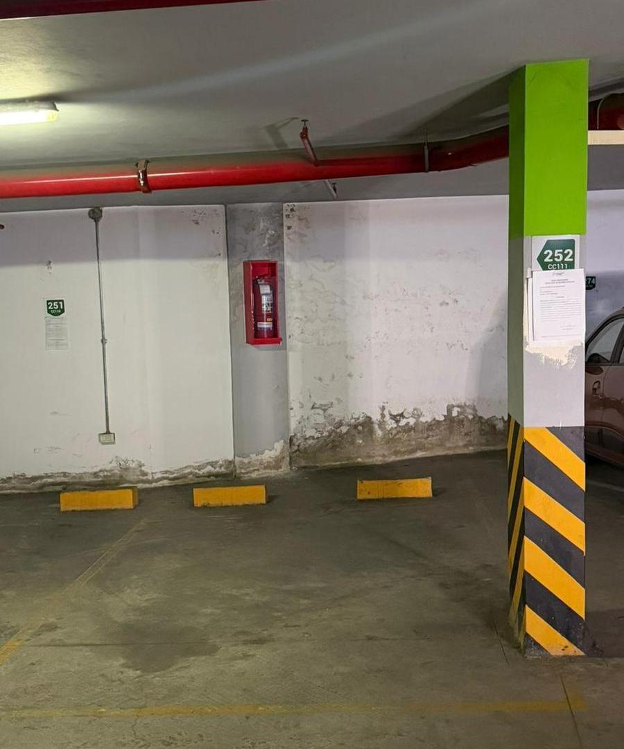 Cochera en VENTA