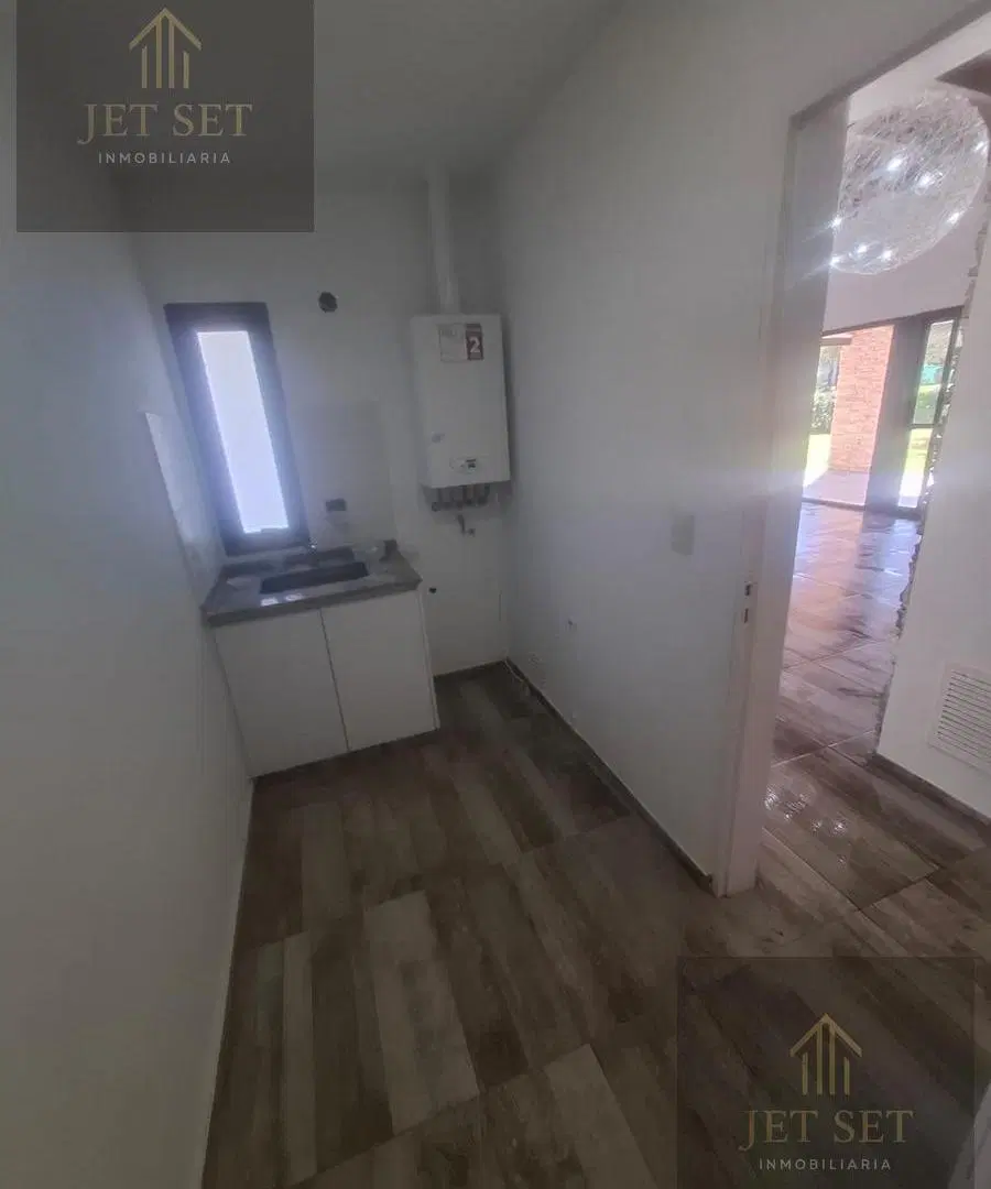 Casa en ALQUILER - VALLE DEL GOLF 4