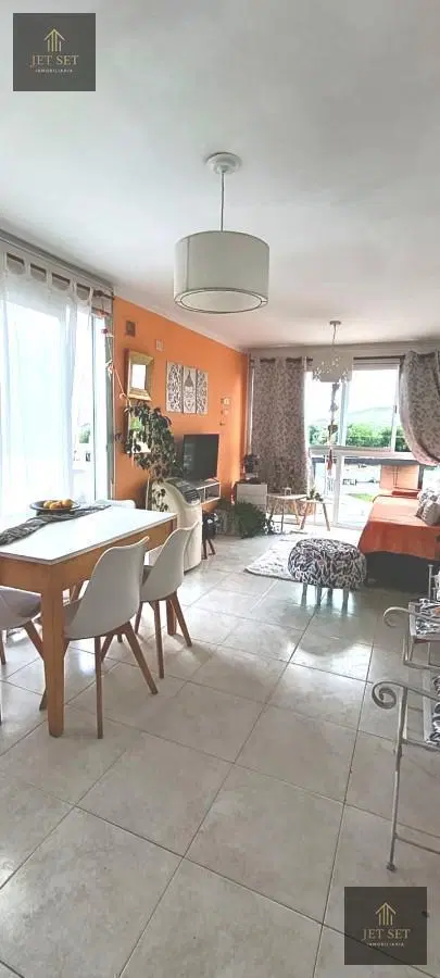 DEPARTAMENTO  EN VENTA, 2 DORMITORIOS, JARDINES DE LA ESTANZUELA, SEGURIDAD!!! 2