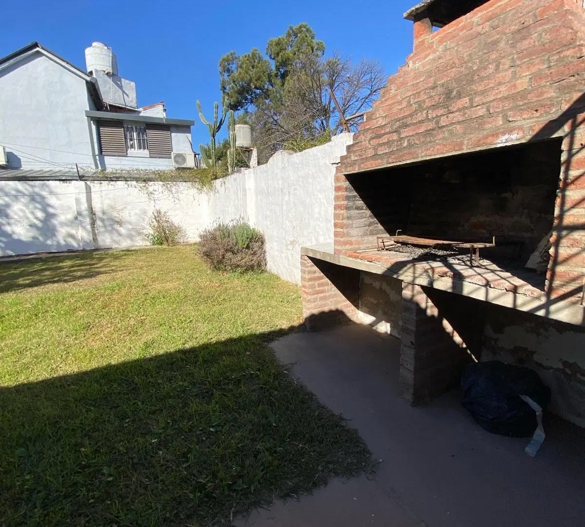 Casa ALQUILER CERCA CPC DE COLON 3