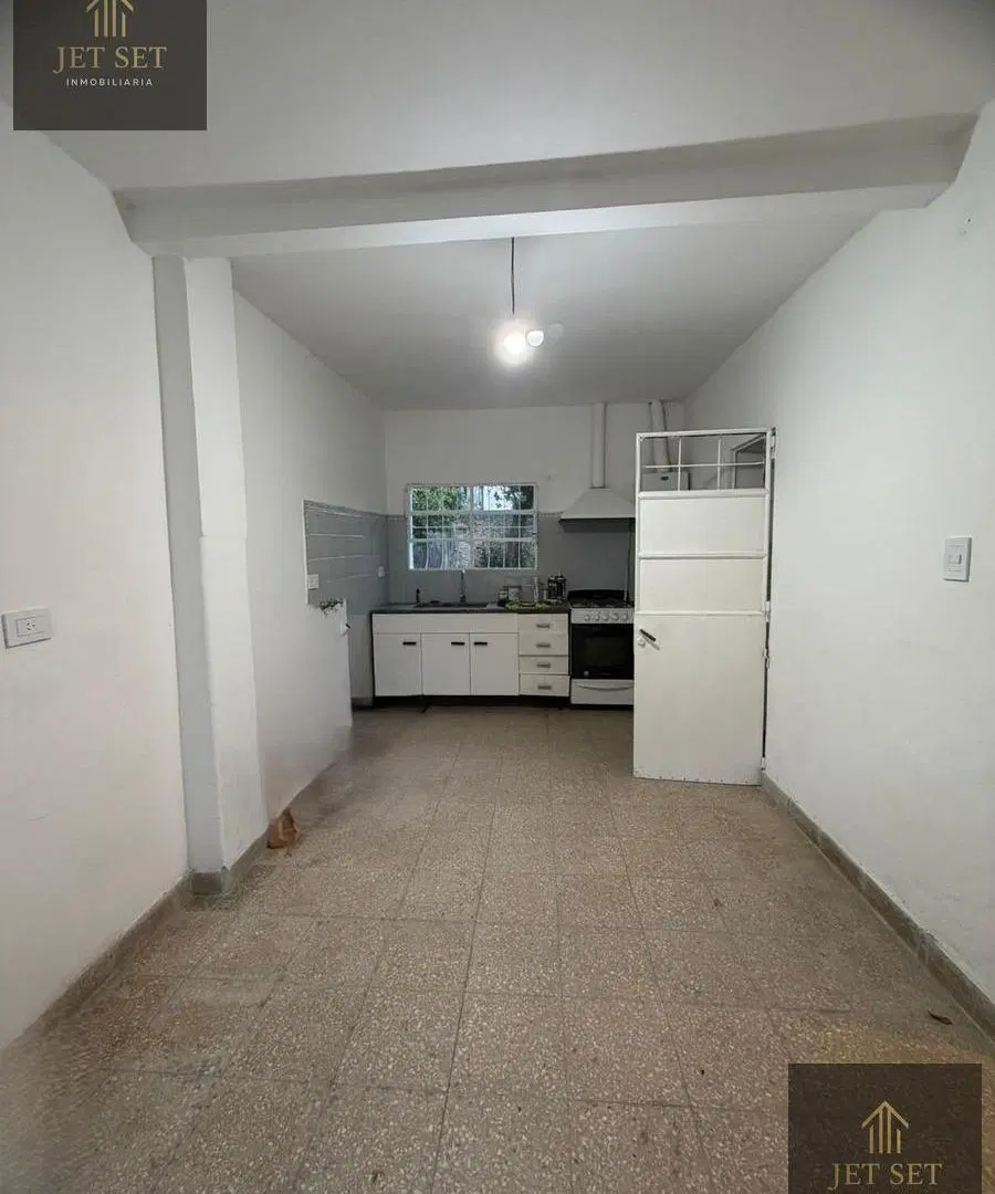 Venta Casa 2 Dormitorios en Alto Alberdi | 1 Planta con Patio AMPLIO | 8
