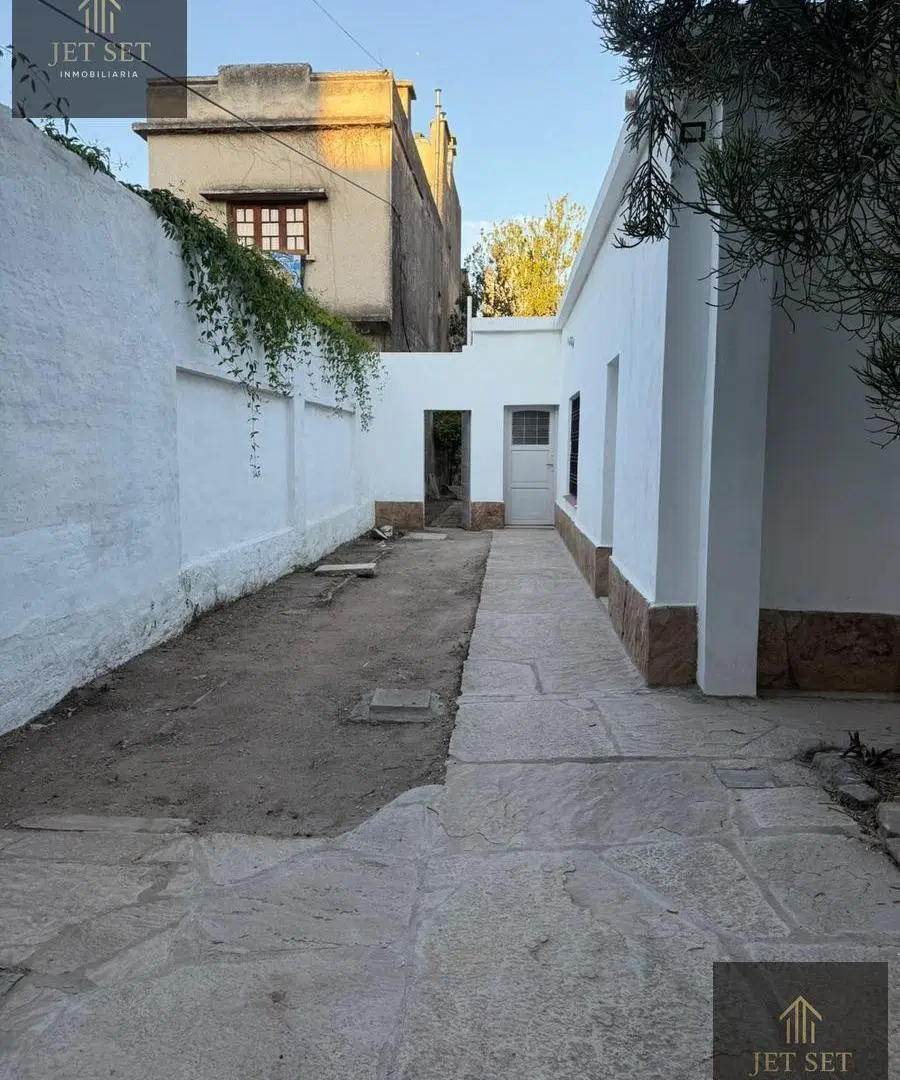 Casa en Alto Alberdi 1
