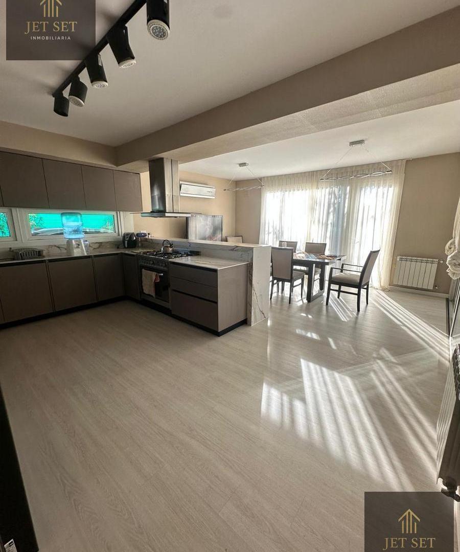 Foto de Venta Casa 3 Dormitorios en Lomas de La Carolina, con QUINCHO y, imagen 5