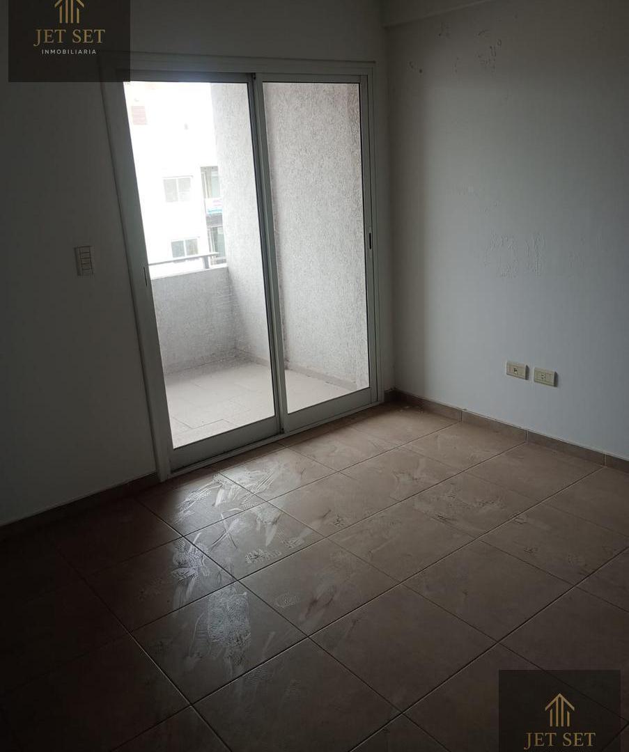 Foto de Alquiler Departamento 1 Dormitorio en General Paz, con BALCÓ y ARMARIOS EMPOTRADOS, imagen 1