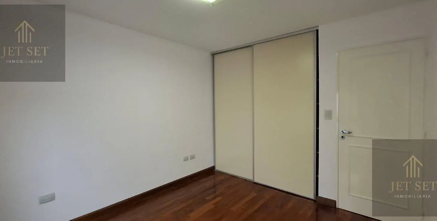 Departamento de 2 Dormitorios en Alquiler en Cofico, con Cochera 5