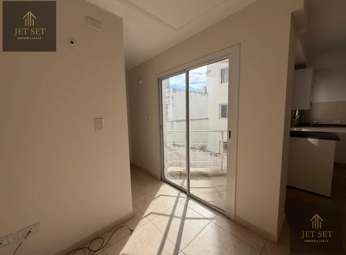 Alquiler Departamento 1 Dormitorio en General Paz, con BALCÓN y APTO MASCOTAS 4