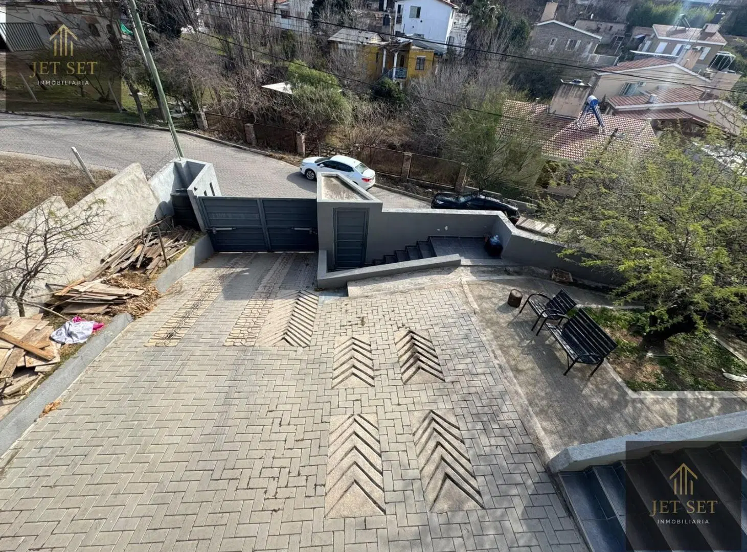 Casa VENTA CARLOS PAZ CON PILETA FRENTE AL RIO 8