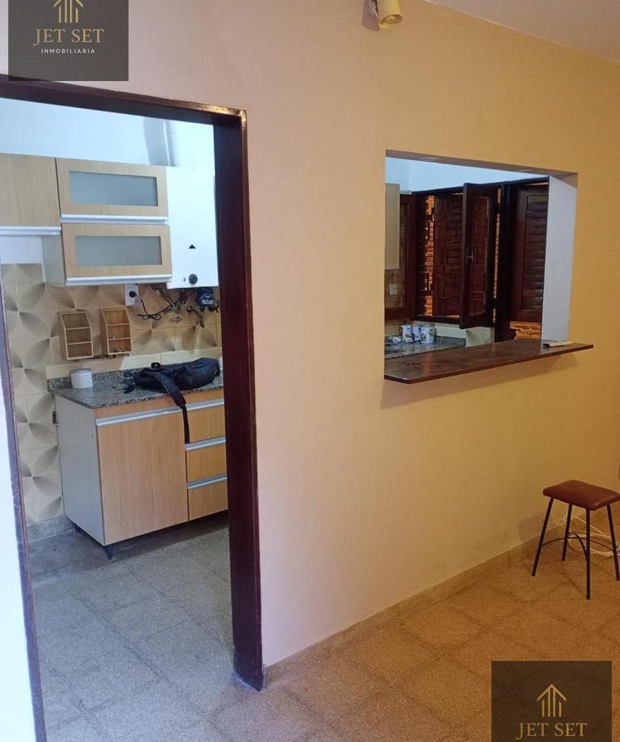 Foto de Venta Casa 3 Dormitorios en Juan XXIII, casa esquina con JARDÍN, imagen 4