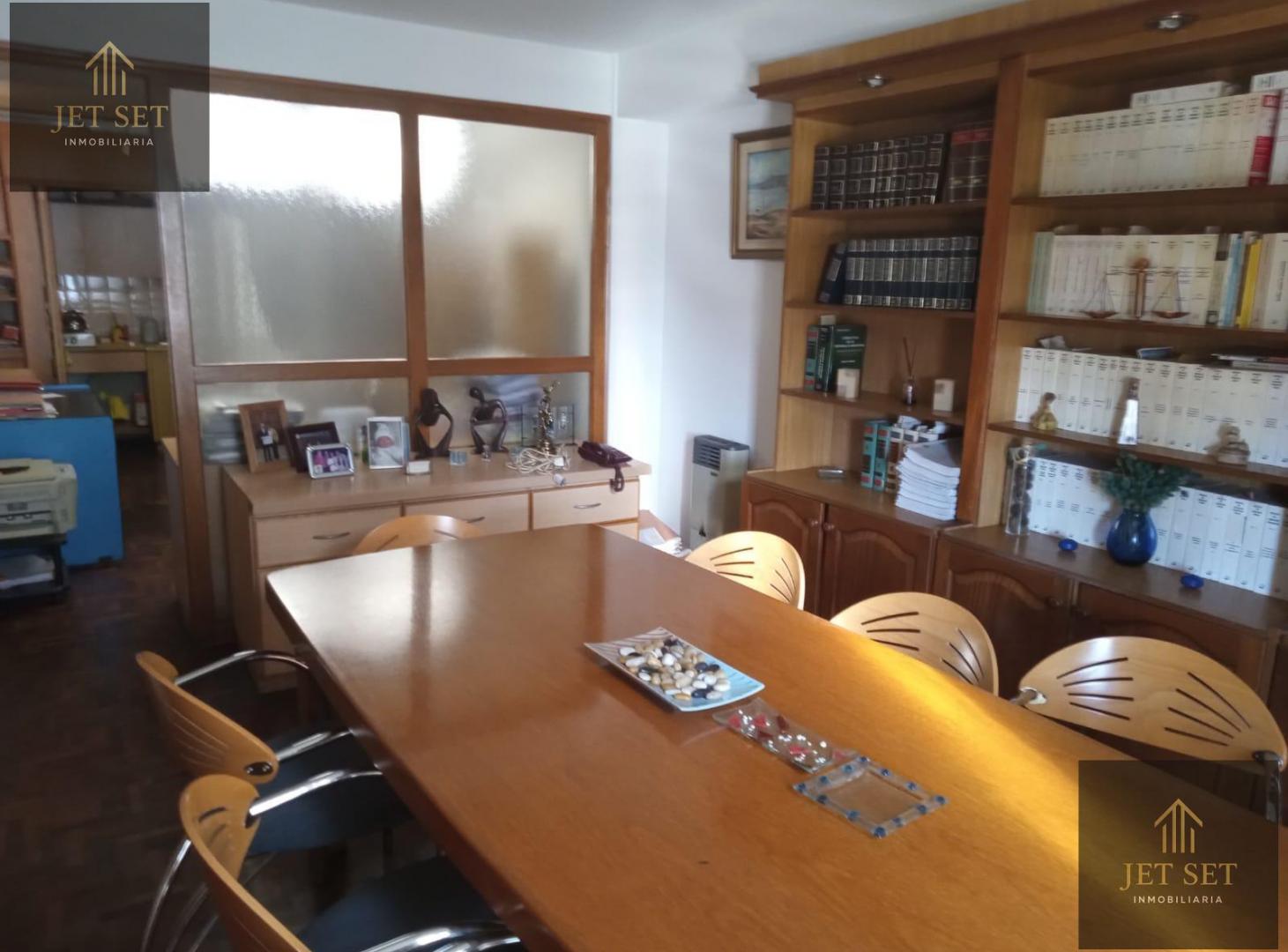 Foto de Venta Oficinas en Zona Centro, con OFICINA PRIVADA y PLAYA DE, imagen 2
