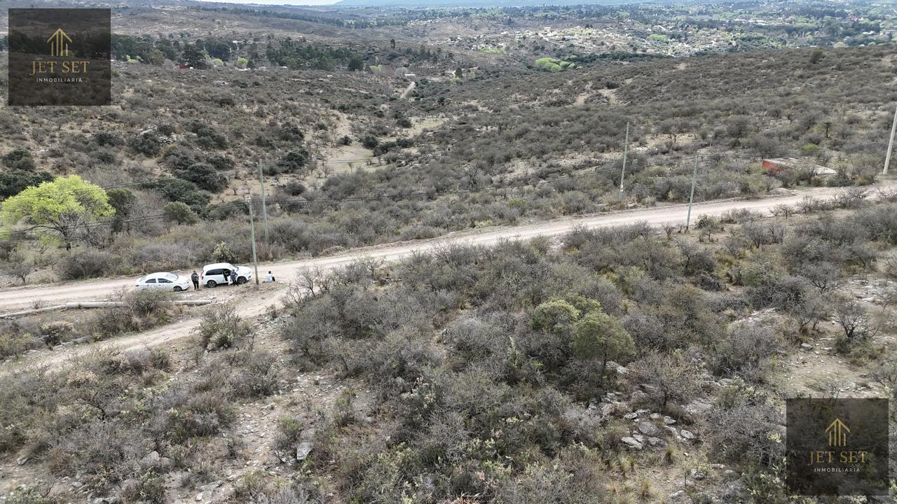Foto de VENTA DE Terreno en La Falda 800 METROS, imagen 5