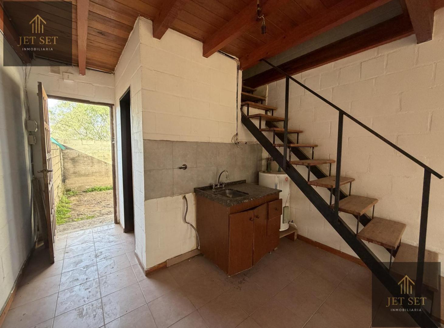 Foto de COMPLEJO SEIS DUPLEX EN VENTA | VA. ALLENDE - B° INDUSTRIAL | INVERSOR, imagen 5