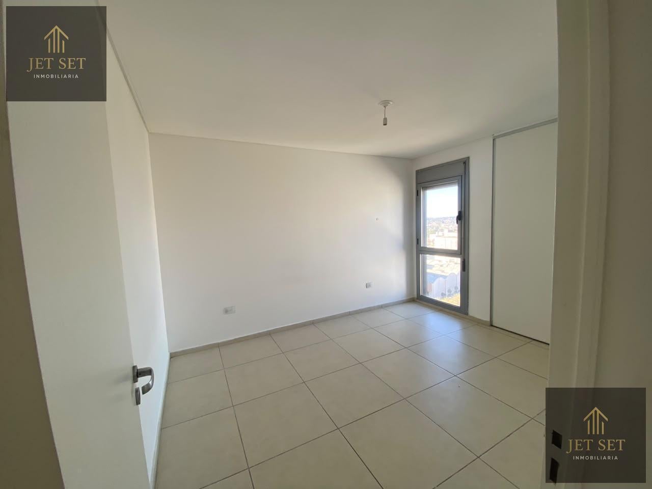 Foto de Alquiler Departamento 1 Dormitorio Barrio Juniors, con BALCÓN y FULL, imagen 2