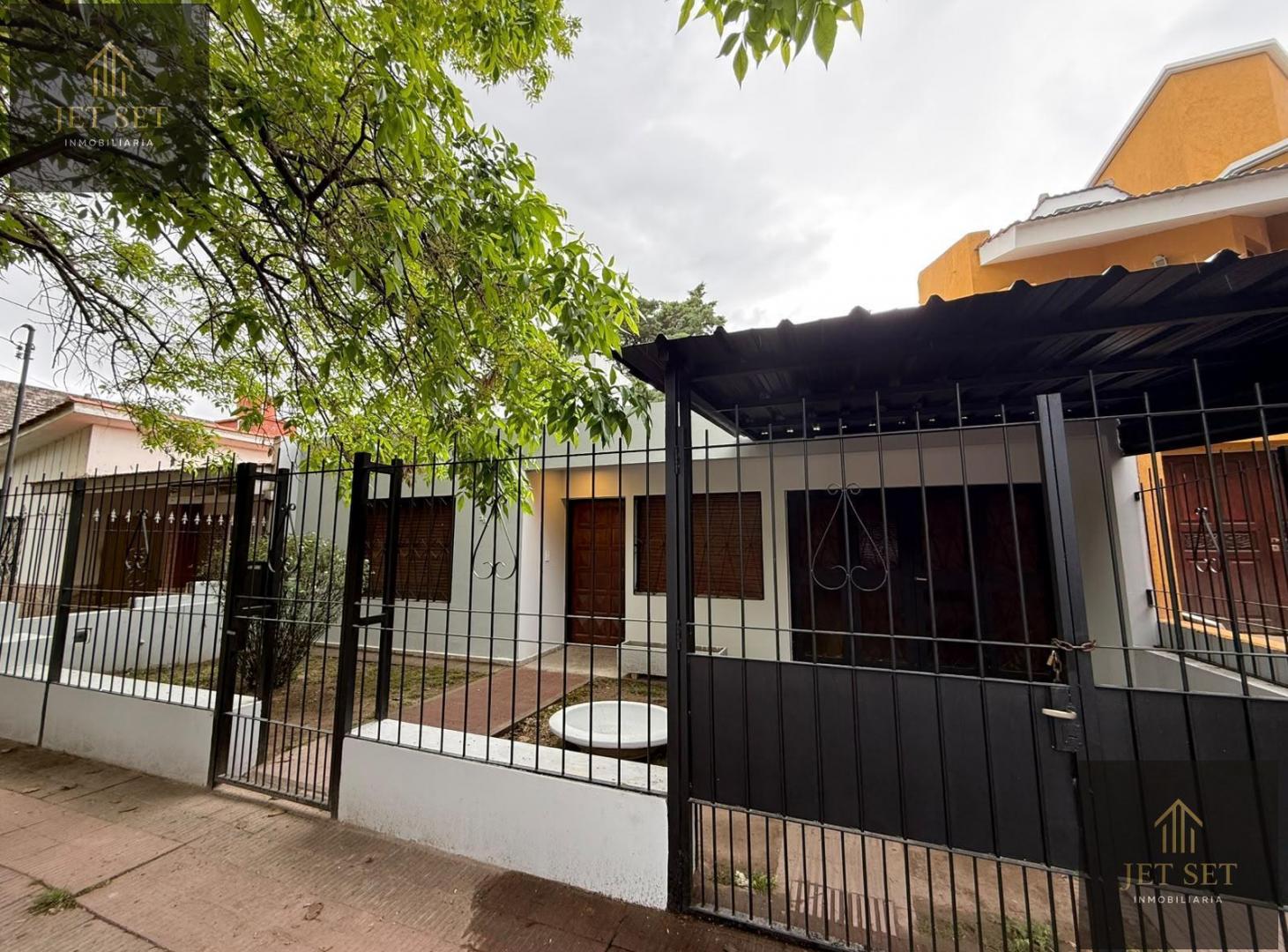 Foto de Casa en venta en Quebrada de las Rosas |2 dorm. escritorio|Una, imagen 2