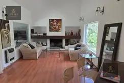 Foto de Casa VENTA CON GRAN TERRENO Y PILETA, imagen 2