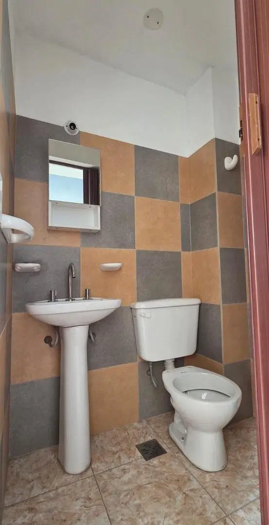 Duplex En Alquiler En Barrio Valle Cercano De 2 Dormitorios - Seguridad 24 hs 4