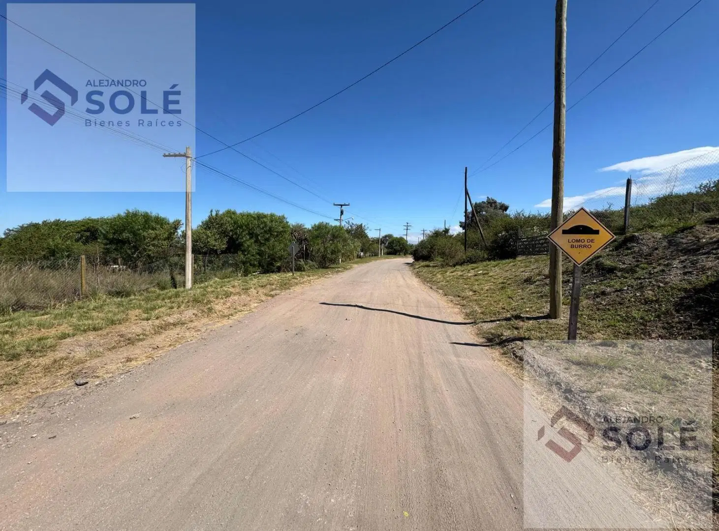Terreno En Venta En La Sierras de Calamuchita - Villa Rumipal- Recibo Vehículo 3