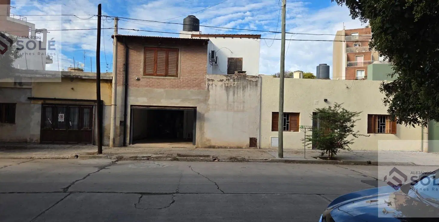 Casa En Venta En Alta Córdoba Doble Ingreso - Opción Comercial - Inversionista 1