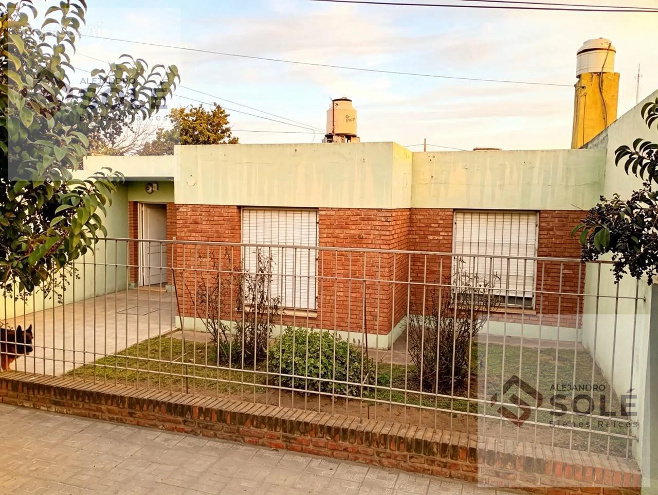 Casa En Venta En Villa María Doble Lote 505 m2