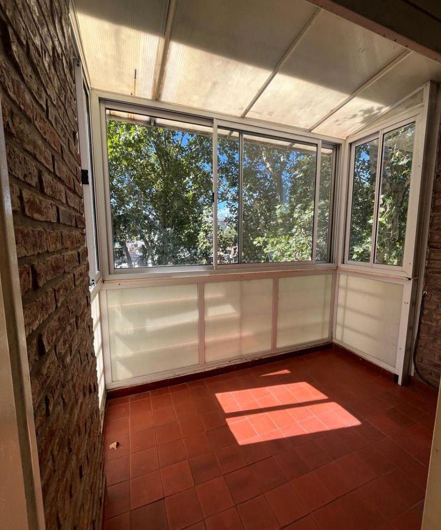 Foto de Departamento super luminoso tercer piso de escalera 55 m² con 2, imagen 2