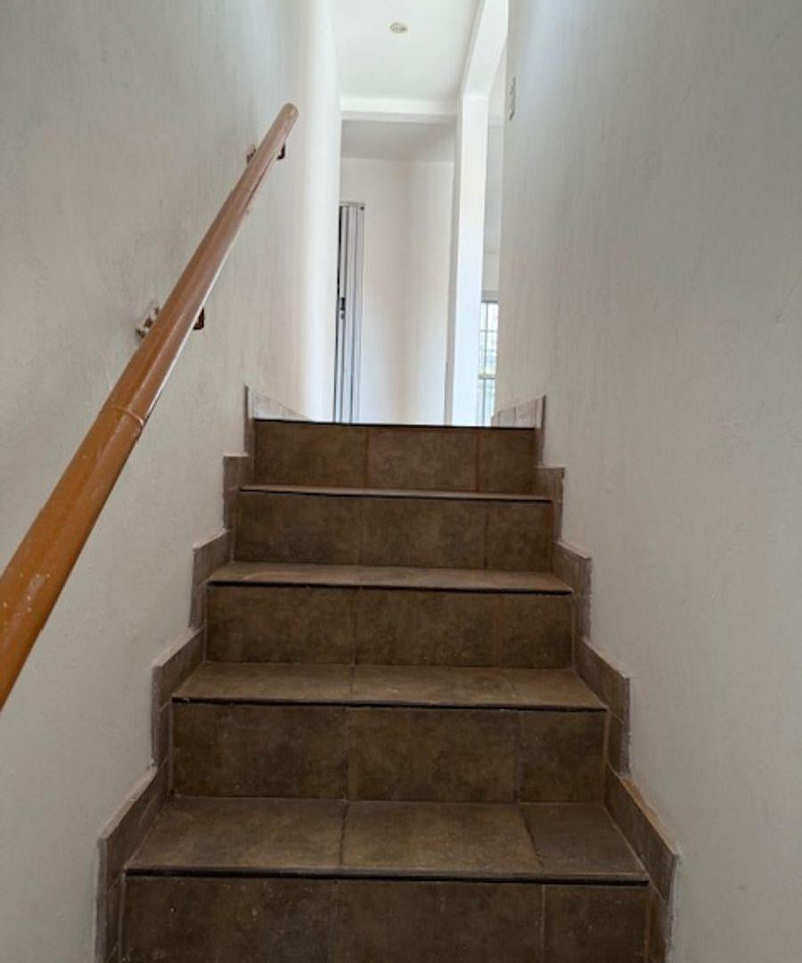Foto de Casa PA de pasillo de dos dormitorios con patio y balcon, imagen 1