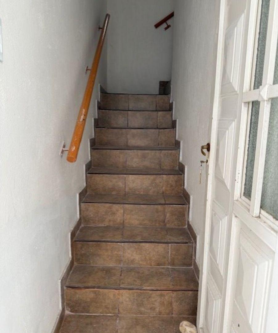 Foto de Casa PA de pasillo de dos dormitorios con patio y balcon, imagen 2