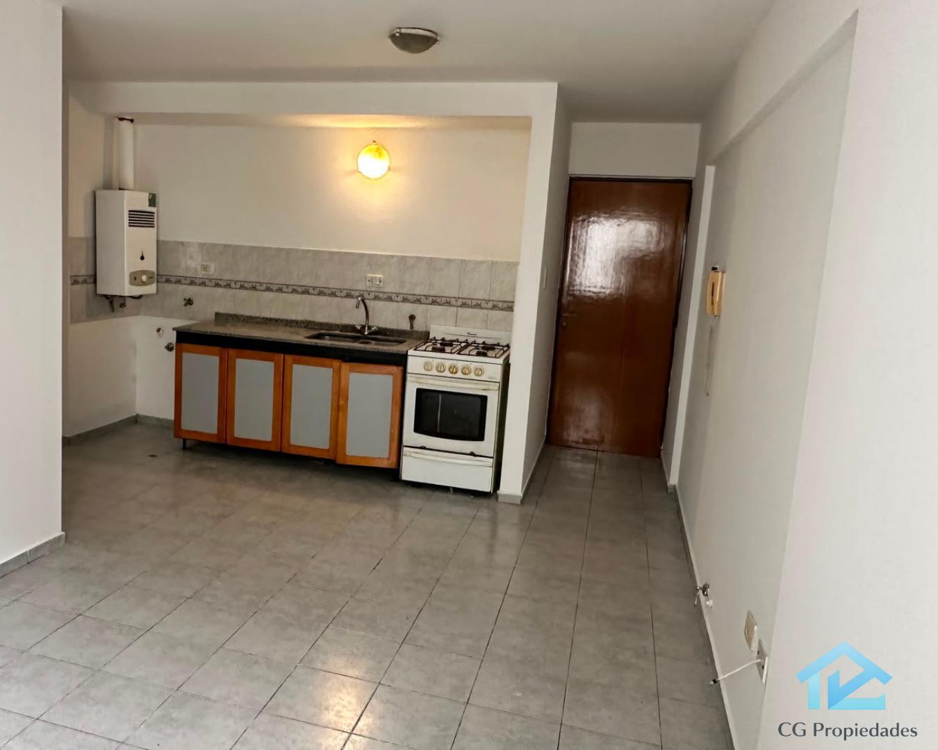 Foto de DEPARTAMENTO EN ALBERDI COLON CASI ARTURO ORGAZ, imagen 1