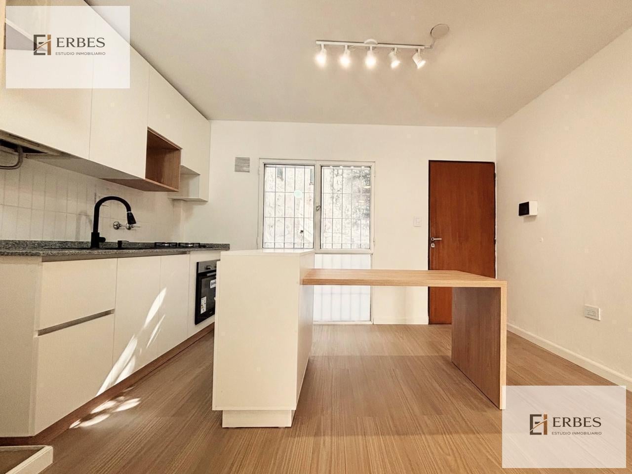 Foto de Departamento / Oficina RECICLADA en el Centro de la Ciudad, imagen 1