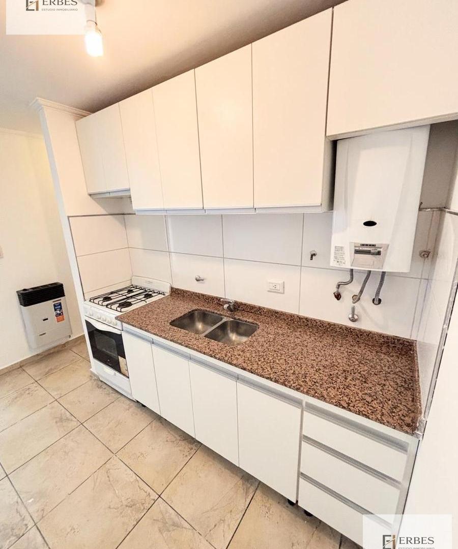 Foto de Departamento en venta de 1 dormitorio en el Centro con Balcón, Pileta y, imagen 4
