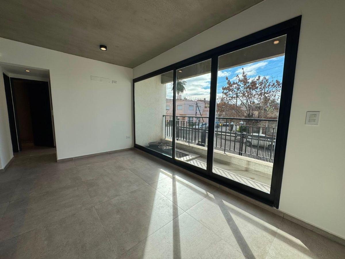 Foto de VENTA DEPARTAMENTO A ESTRENAR 2 AMBIENTES-CASTELAR, imagen 1