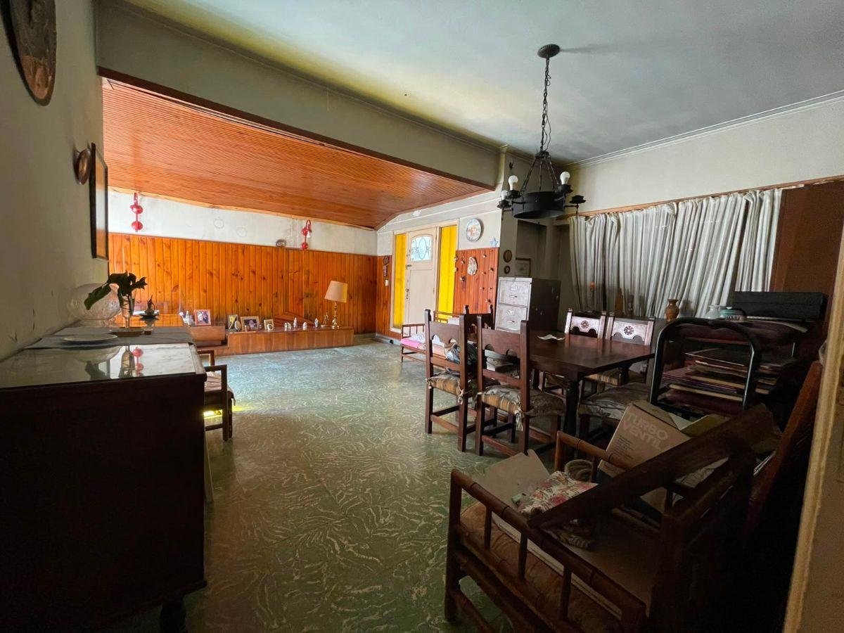 Foto de VENTA CASA 3 AMB C/ GRAN LOTE 280M2 - CASTELAR, imagen 3