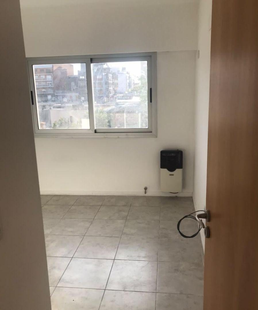 Foto de ALQUILER DPTO 2 AMB+COCHERA CUB-CASTELAR NORTE, imagen 5