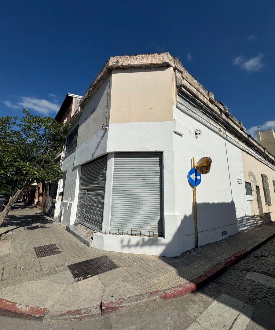 Local comercial en alquiler - zona mercado norte sobre calle oncativo