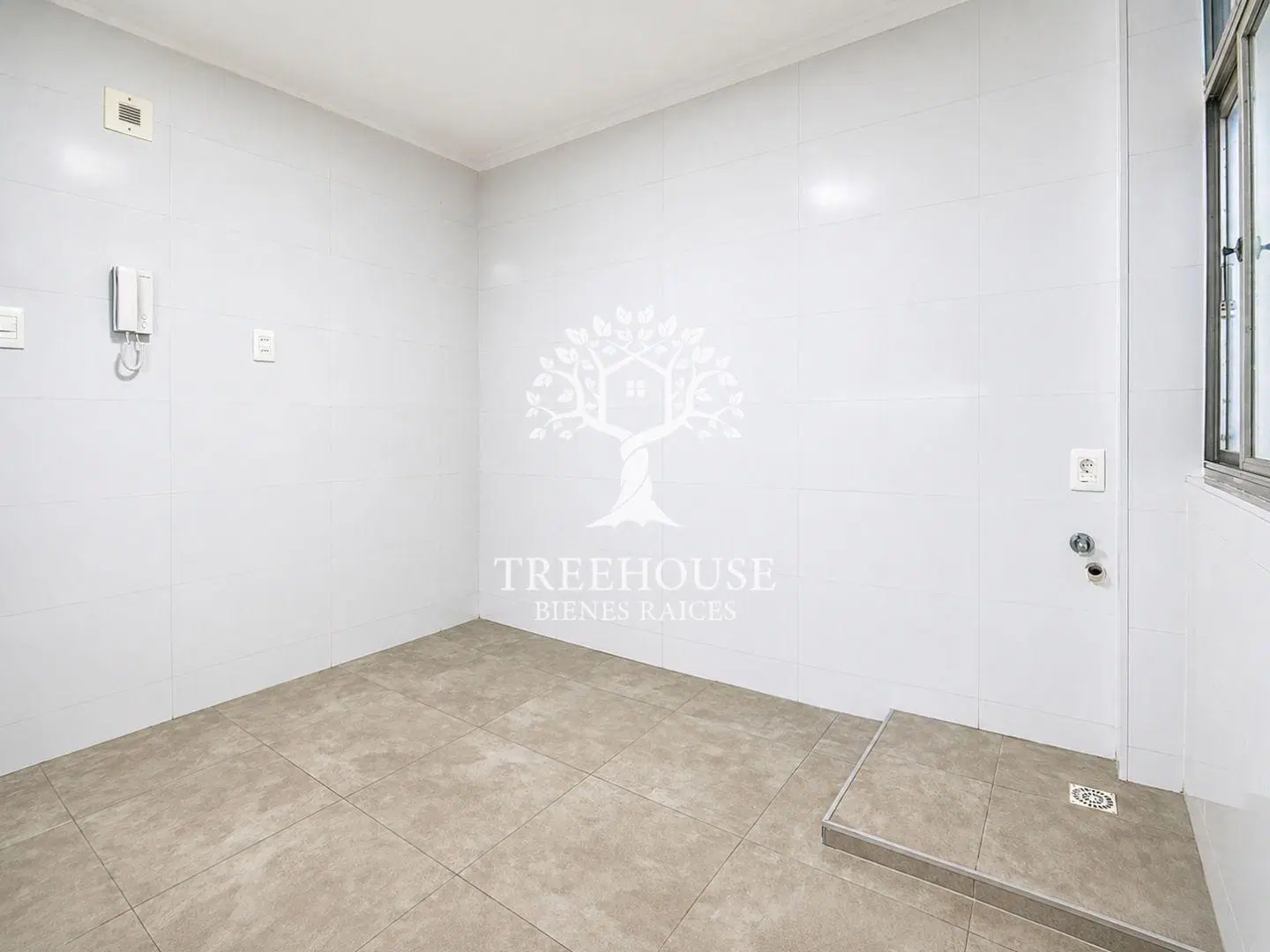 Apartamento en alquiler de 1 dormitorio en Cordón 5