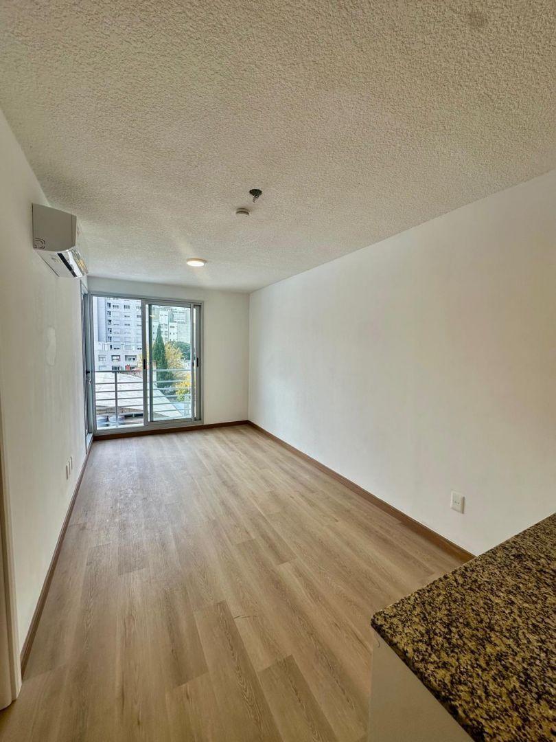 Foto de Venta apartamento 1 dormitorio Tres Cruces, imagen 3