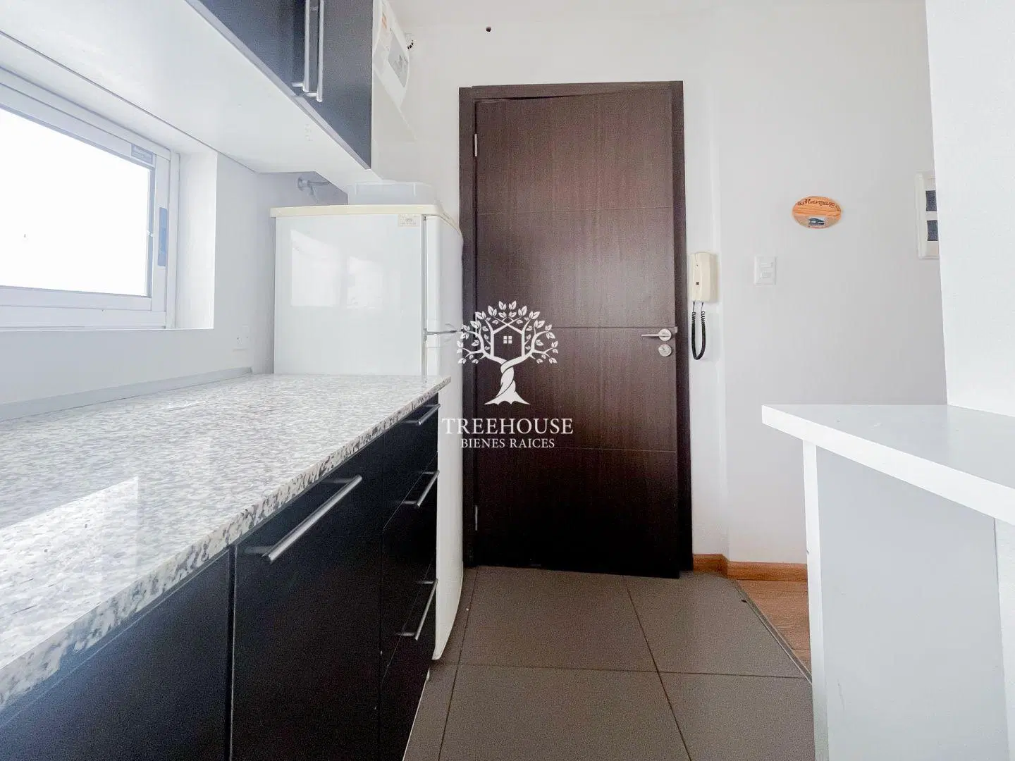 Alquiler Apartamento Monoambiente con cochera Buceo 4