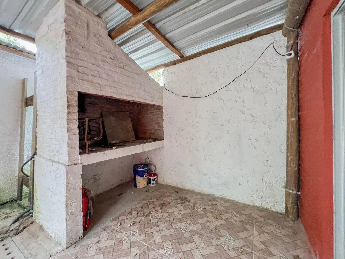 Alquiler de Casa de 2 Dormitorios + Monoambiente con Patio y Parrillero en Neptunia 4